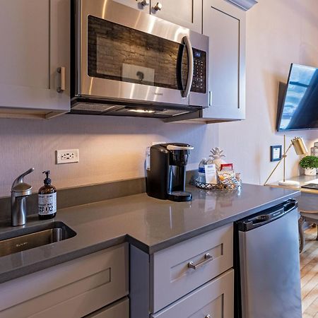 Hip Urban Loft - Small Town Charm -124 Lofts #3 West Dundee Екстериор снимка