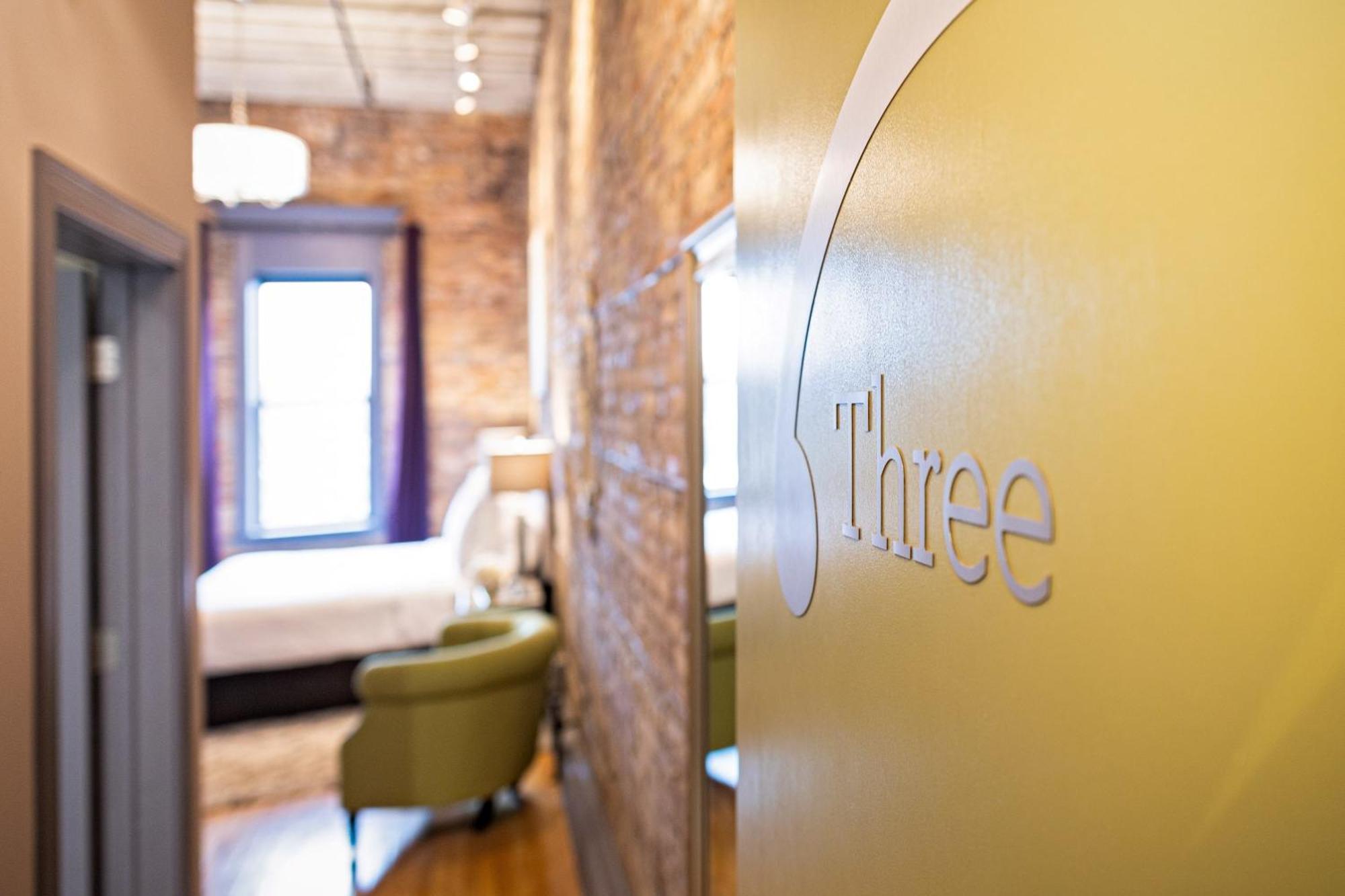 Hip Urban Loft - Small Town Charm -124 Lofts #3 West Dundee Екстериор снимка